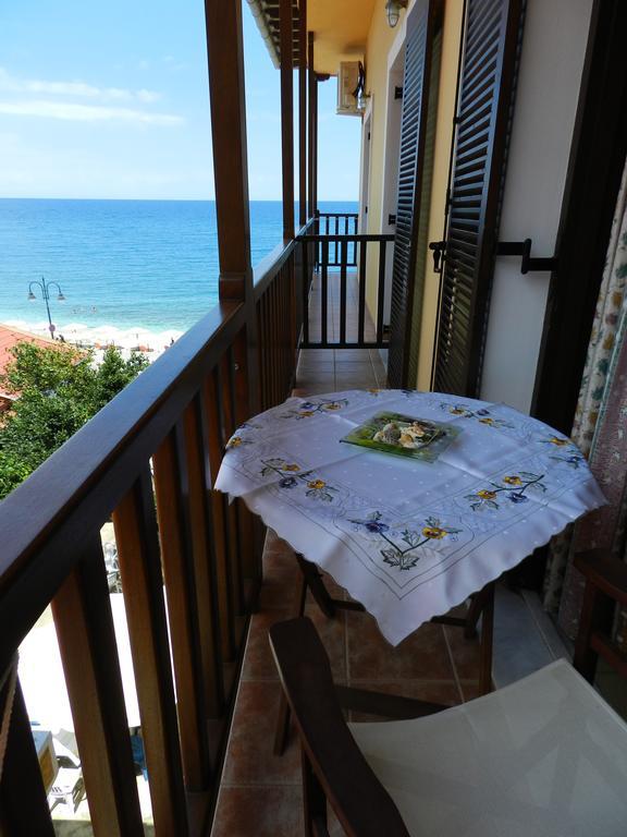 Amelia Beach Apartments Agios Ioannis  Dış mekan fotoğraf